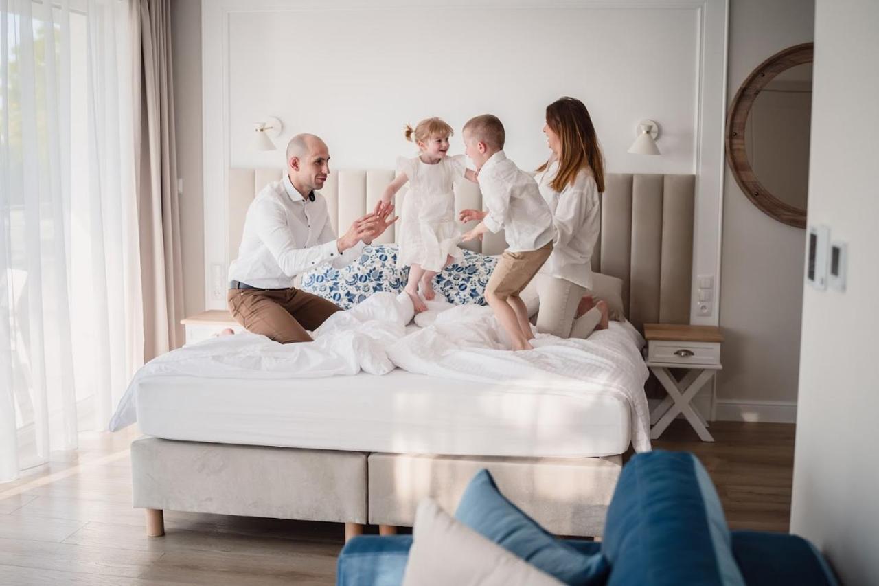 Hotel Szerokie Wody Sea & Sand Ustka Ngoại thất bức ảnh
