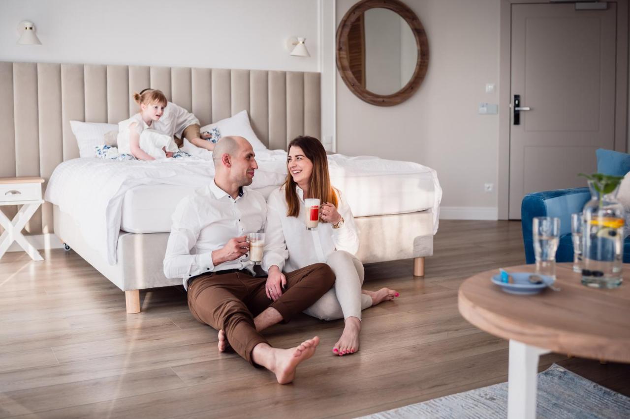Hotel Szerokie Wody Sea & Sand Ustka Ngoại thất bức ảnh