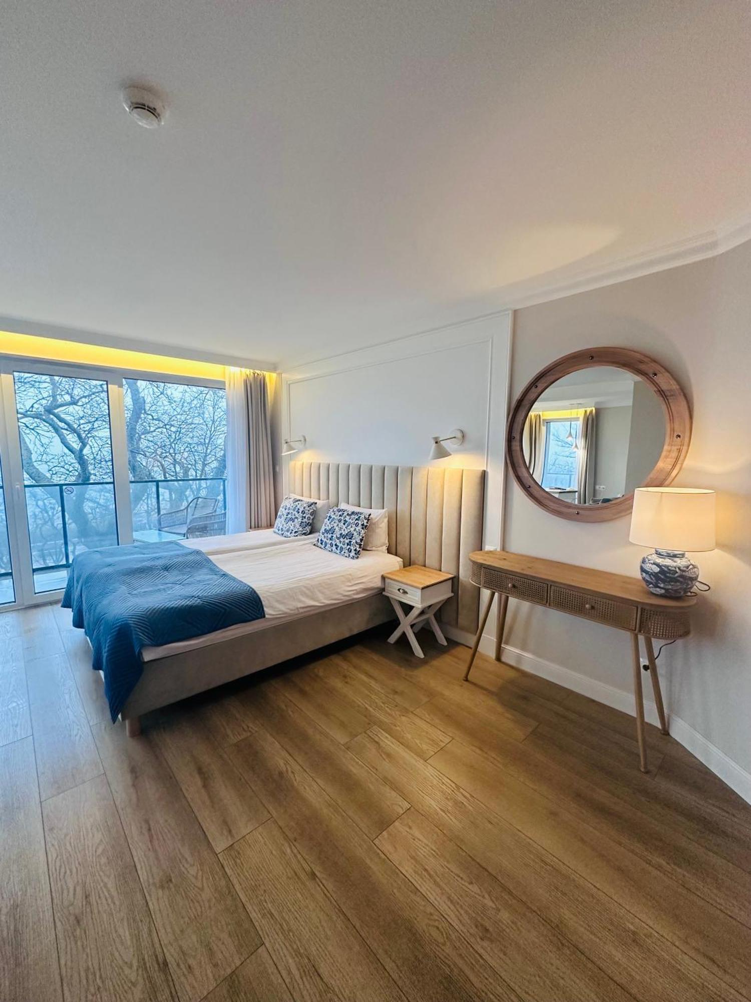 Hotel Szerokie Wody Sea & Sand Ustka Ngoại thất bức ảnh