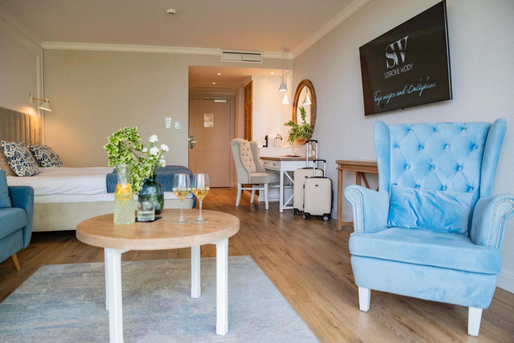 Hotel Szerokie Wody Sea & Sand Ustka Ngoại thất bức ảnh